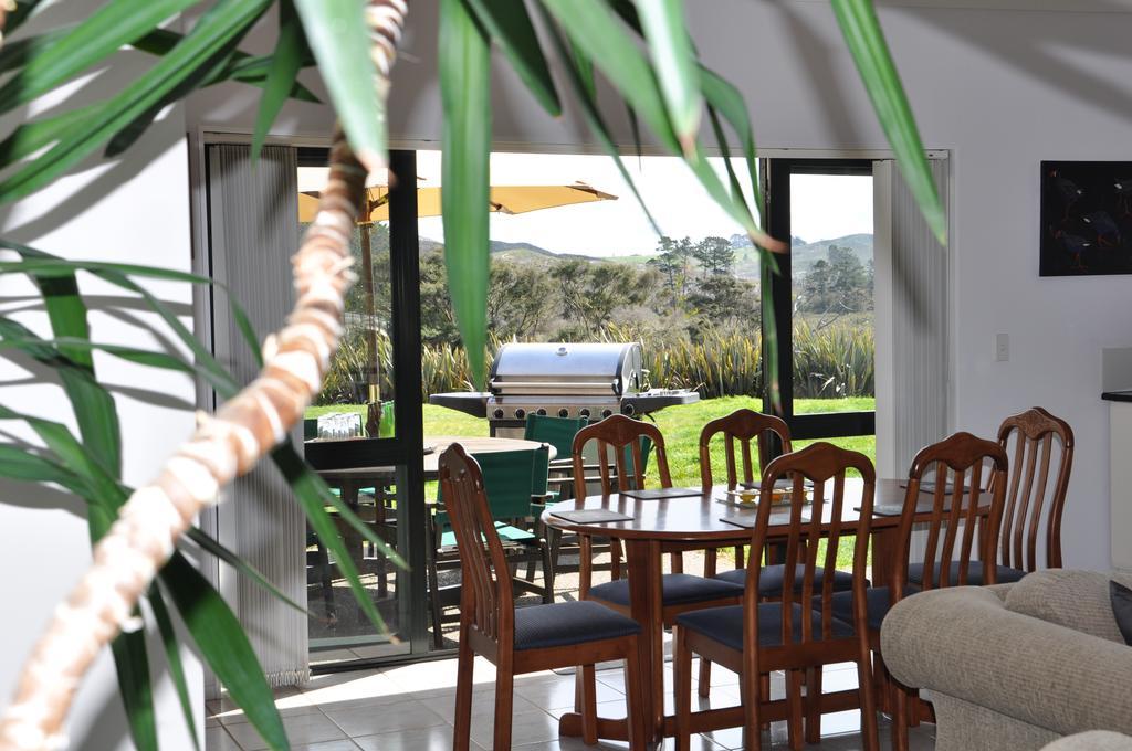 Okura River Estate Getaway Auckland Room photo