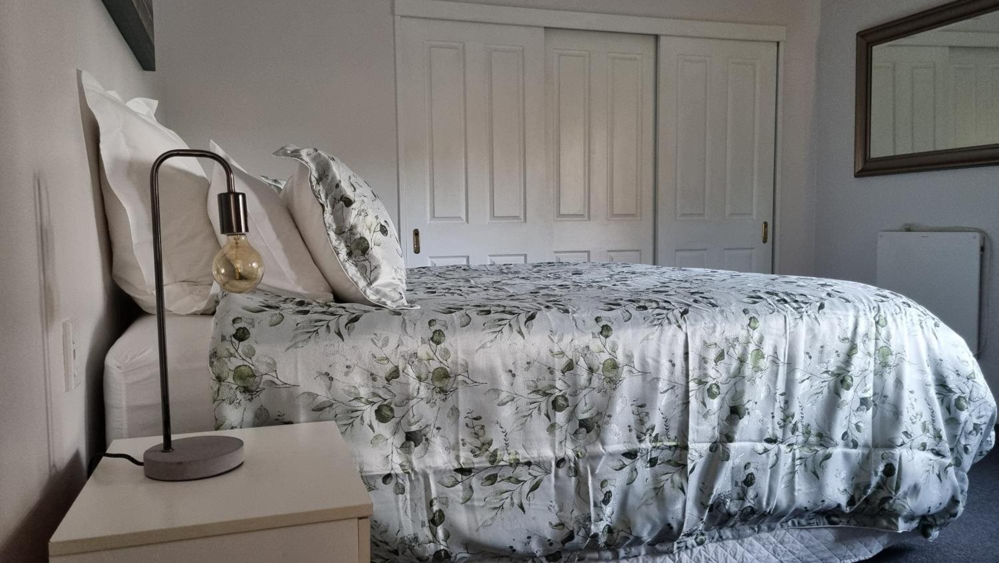 Okura River Estate Getaway Auckland Exterior photo